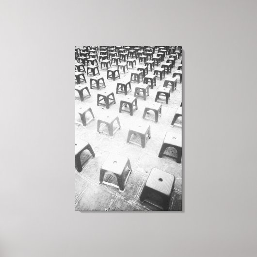 ハノイ・ベトナム、神殿のプラスチック製ストールズ キャンバスプリント (正面)