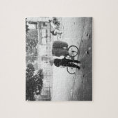 ハノイ ベトナム 自転車 配送 婦人 (NR) ジグソーパズル (縦)