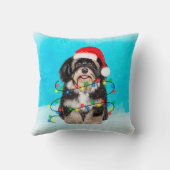 ハバニーズの犬がビーチのクリスマスハットライトに座る クッション (裏面)