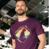 ハピネスハズポーズデザイン Tシャツ