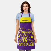 ハピネス自家製引用文パープルイエロー エプロン (着用した状態)