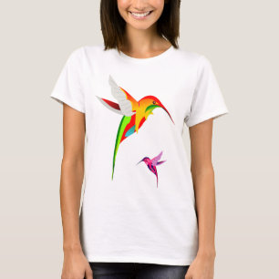 ハミングバカラフルリ飛んでいるー二つ Tシャツ
