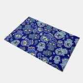 ハムサハンド – ファティマ柄の青い鉱物 ドアマット (アングル)