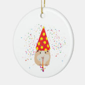 ハムスターとパーティー – 動物にパーティー セラミックオーナメント (左)