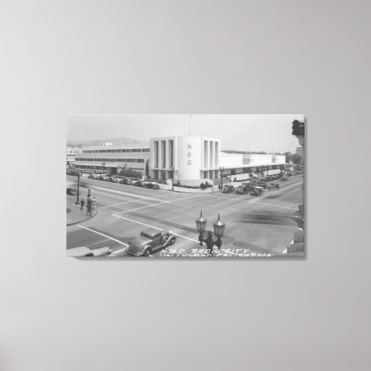 ハリウッド、CA View of Radio CityとNBC Studios キャンバスプリント (正面)