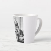 ハリエットチューブマン指揮者アンダーグラウンド鉄道 カフェラテマグ (右アングル)