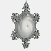 ハリケーンの目 スノーフレークピューターオーナメント (左)