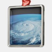 ハリケーンの目 メタルオーナメント (左)