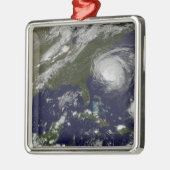 ハリケーン・アール4 メタルオーナメント (左)