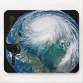 ハリケーン・ドリアンの見解。 マウスパッド (正面)