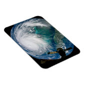 ハリケーン・ドリアンの見解。 マグネット (右側)