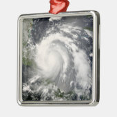 ハリケーン・フェリックス3 メタルオーナメント (左)