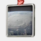 ハリケーン・フェリックス4 メタルオーナメント (左)