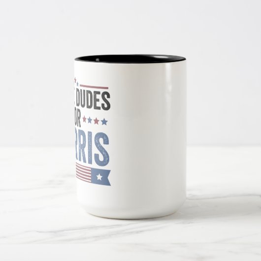 ハリス支援大統領カマラ大統領のためのホワイトダデス ツートーンマグカップ (中央)