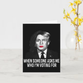 ハリスvsドナルドトランプおもしろい選挙ミーム カード (黄色い花)