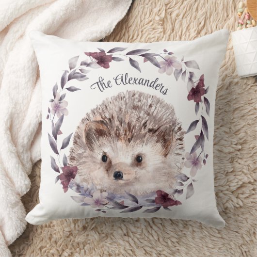 ハリネズミかわいいウッドランドの水色モノグラムの名 クッション (ブランケット)