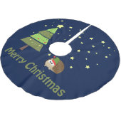 ハリネズミのクリスマスシーン ブラッシュドポリエステルツリースカート (アングル)