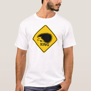ハリネズミの交差のハイウェーの印 Tシャツ