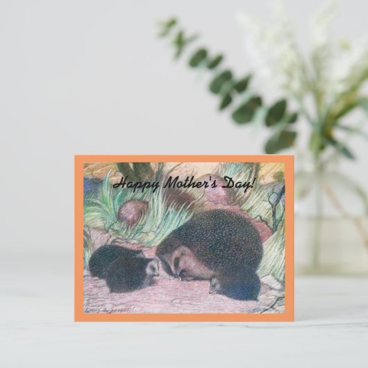 ハリネズミの母の日 ポストカード (スタンド正面)