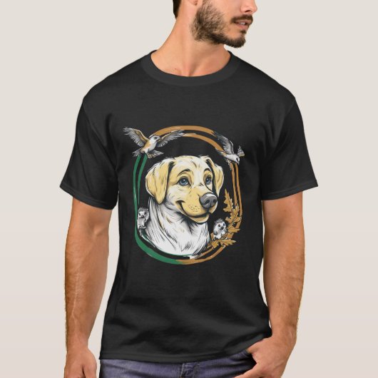 ハリネズミや小鳥と遊ぶイエローラブラドール Tシャツ (正面)
