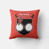 ハリパーソナライズされたー・ポッター™バッジ クッション (裏面)