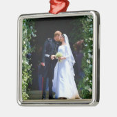 ハリーメガンウェディングデーキスチャペル入り口 メタルオーナメント (左)