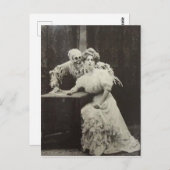 ハロウィビクトリアン風変わりーンのおびえた女性 ポストカード (正面/裏面)