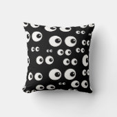 ハロウィンおもしろいを見る黒いシームレスな目不気味 クッション (正面)