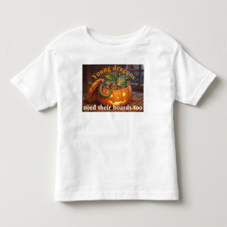 ハロウィンには若きドラゴンたちも宝物がいる トドラーTシャツ