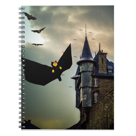 ハロウィンにぴったりな楽しいデザイン ノートブック (正面)