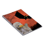 ハロウィンにぴったりな楽しいデザイン ノートブック (右側)