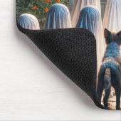ハロウィンのおばけ犬 マウスパッド (コーナー)