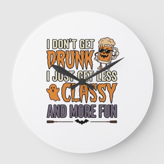 ハロウィンのおもしろTシャツデザイン_ちょっと格好悪いお酒好きな人用 ラージ壁時計 (正面)