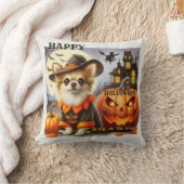 ハロウィンのおやつにパンプキンを抱えた面白い犬 クッション (ブランケット)