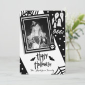 ハロウィンのお祝い ユーモラスなモノクロ写真 招待状 (スタンド正面)