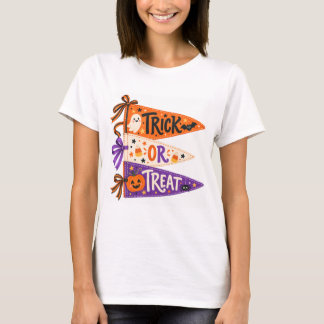 ハロウィンのお菓子をくれなきゃイタズラしちゃうぞ ペナントフラグ Tシャツ