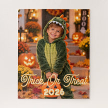 ハロウィンのお菓子をもらう2026子供のコスチューム写真