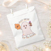 ハロウィンのお菓子 ゴーストとスイーツ パーティー フェイバーバッグ (クリップ留めされた状態)