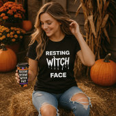 ハロウィンのかっこいい魔女の顔 サッシーウィッチTシャツ Tシャツ
