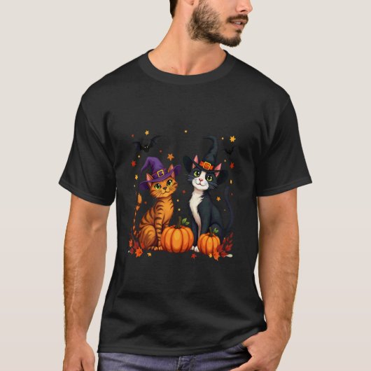 ハロウィンのかぼちゃのデザインの魔法使いの帽子をかぶった猫 Tシャツ (正面)