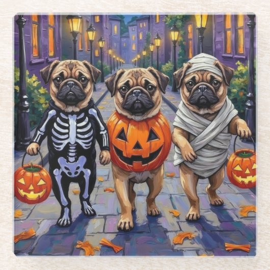 ハロウィンのかぼちゃの桶を持つパグ犬たち ガラスコースター (正面)