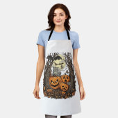 ハロウィンのかぼちゃ グレー猫 コウモリ 満月 森 エプロン (着用した状態)