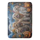 ハロウィンのぞっとするコカプー バスマット (正面縦)