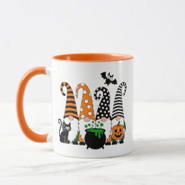 ハロウィンのカボチャと魔法の鍋に囲まれたかわいいノームたち マグカップ