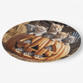 ハロウィンのカボチャの中の子猫たち ペーパープレート (アングル)