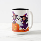 ハロウィンのカボチャの周りで踊る3人の小さな魔女 🎃 ツートーンマグカップ (正面右)