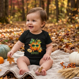 ハロウィンのカボチャの赤ちゃんボディスーツ(名入れ可能) ベビーボディスーツ