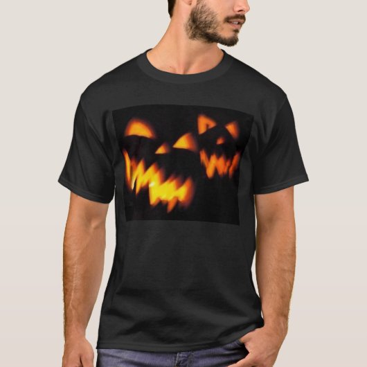 ハロウィンのカボチャハロウィーンのカボチャのちょうちんのワイシャツ Tシャツ (正面)
