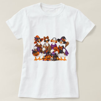 ハロウィンのガチョウ部隊の衣装、魔女のようなガチョウのスプーキー Tシャツ