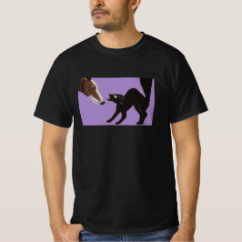 ハロウィンのグレー・ハウンドと怒った黒猫 Tシャツ